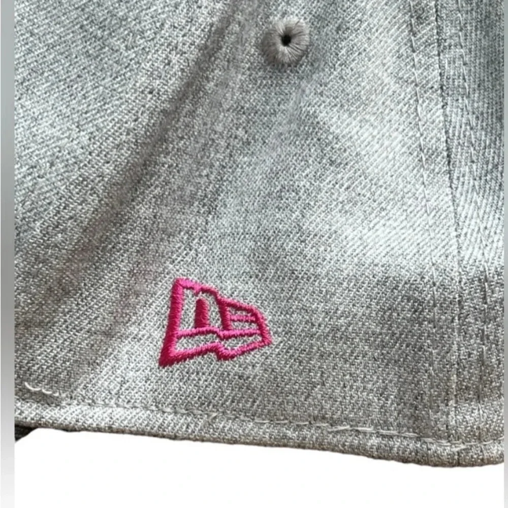 Washington Redskins Breast Cancer Hat - size Small/Medium